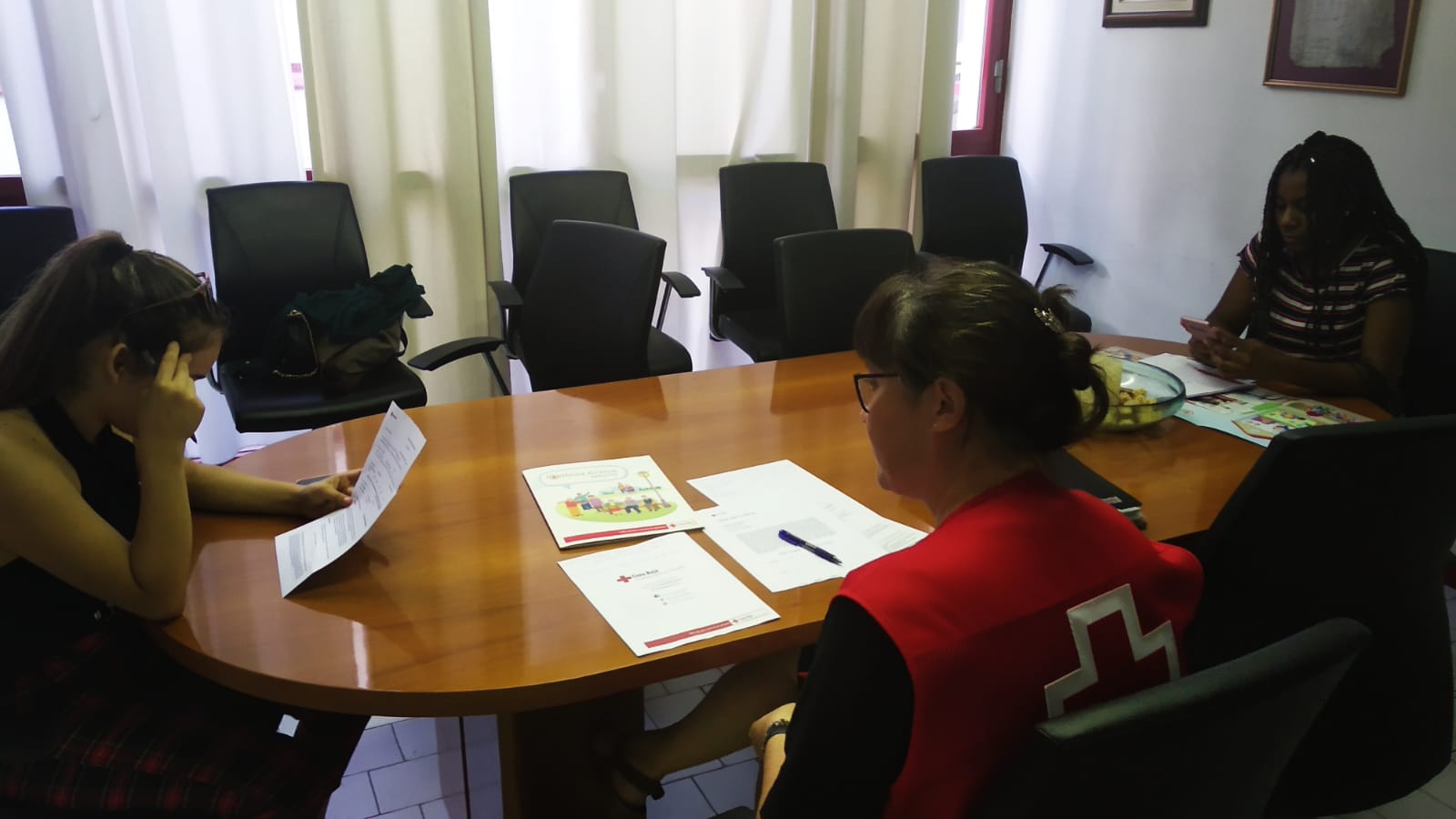 Voluntariat a Creu Roja és més que ambulàncies